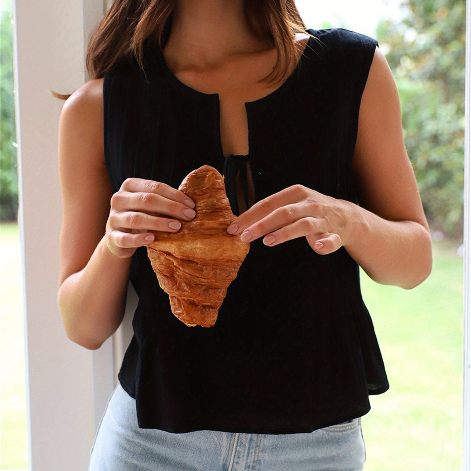 Women Pleated Tank Tops Casual Summer Split V-Neck Tie Front Sleeveless Shirt Aesthetic Clothes for Streetwear