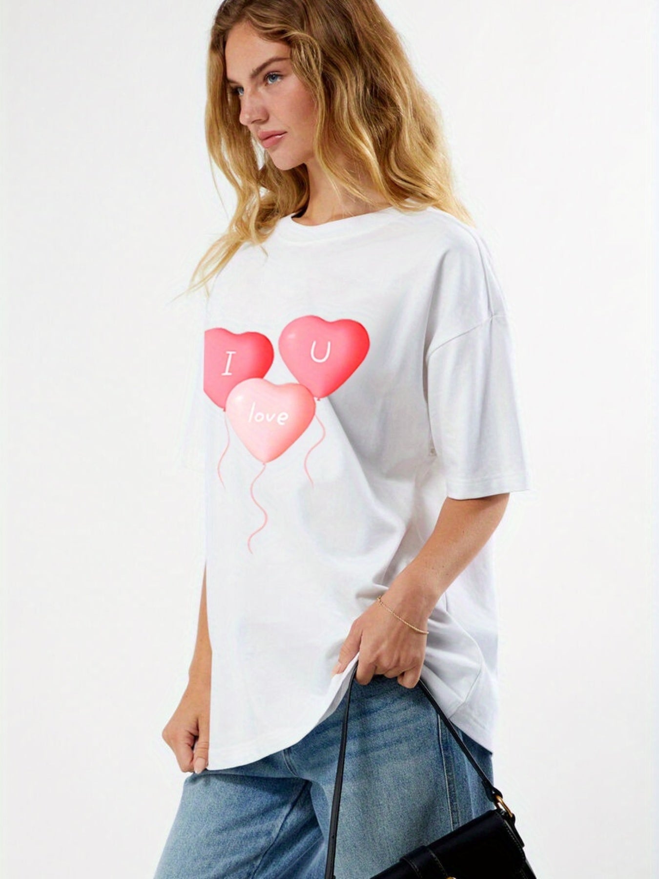 Elevate Your Fall Wardrobe with Our Stylish and Comfy T-Shirt Collection - Available in Multiple Colors and Sizes