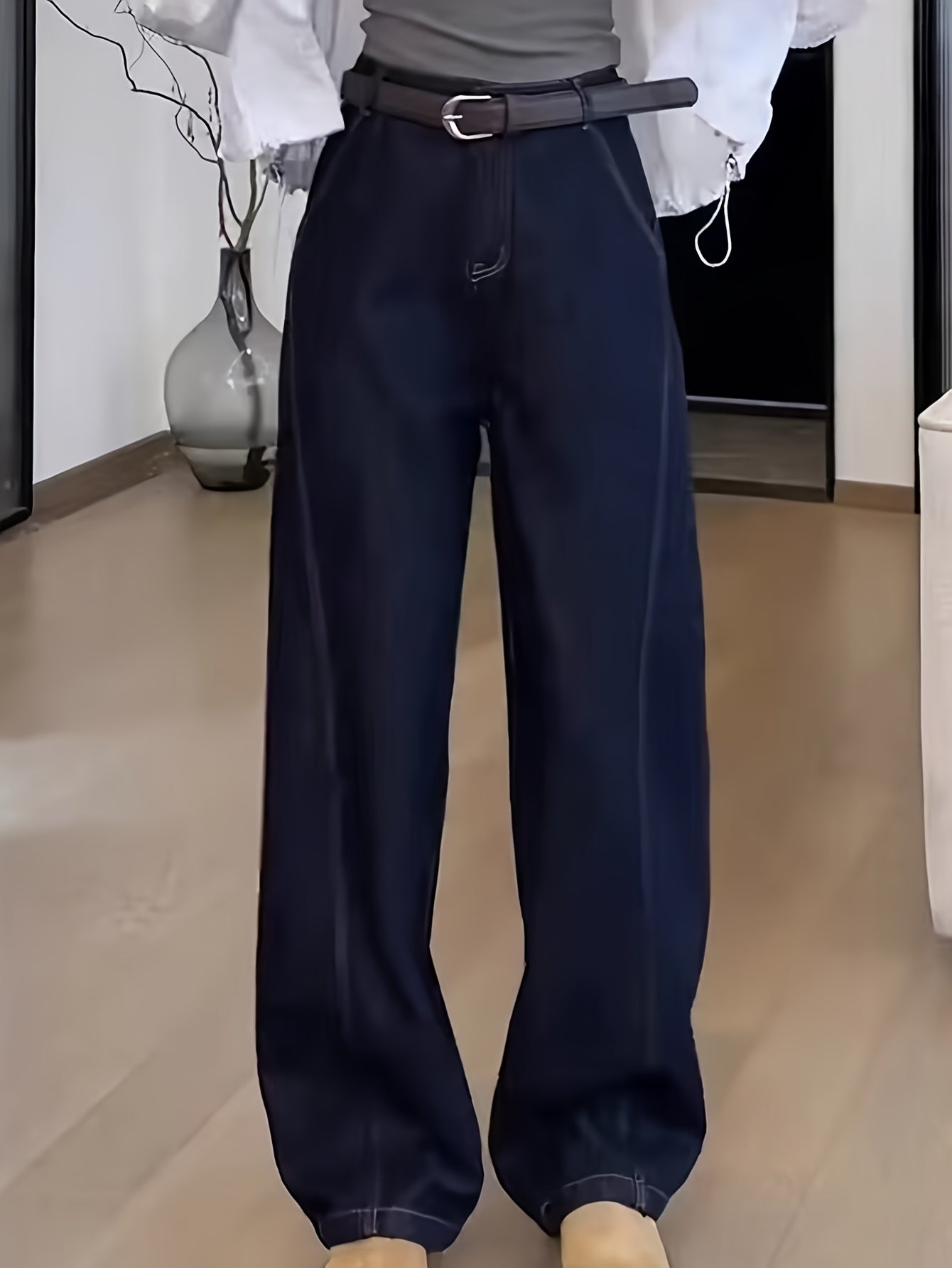 Women'S Oversized Y2K Destroyed Denim Jeans - 90s Inspired Wide Leg with Artistic Tears, Stretch Comfort Fabric & Cropped Length, Casual Streetwear Style for All Seasons