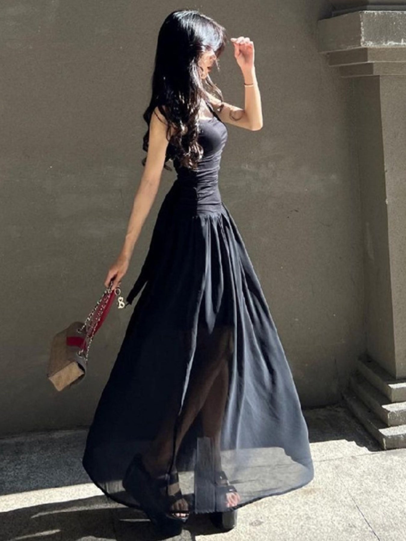 -American Style Summer Dress - Tulle Spaghetti Strap Square Neckline, Cinched Waist & Pleated Flared Skirt, Casual Solid Color Machine Washable, Occasion Dress, Cinched Waist Dress, Stylish Pleats