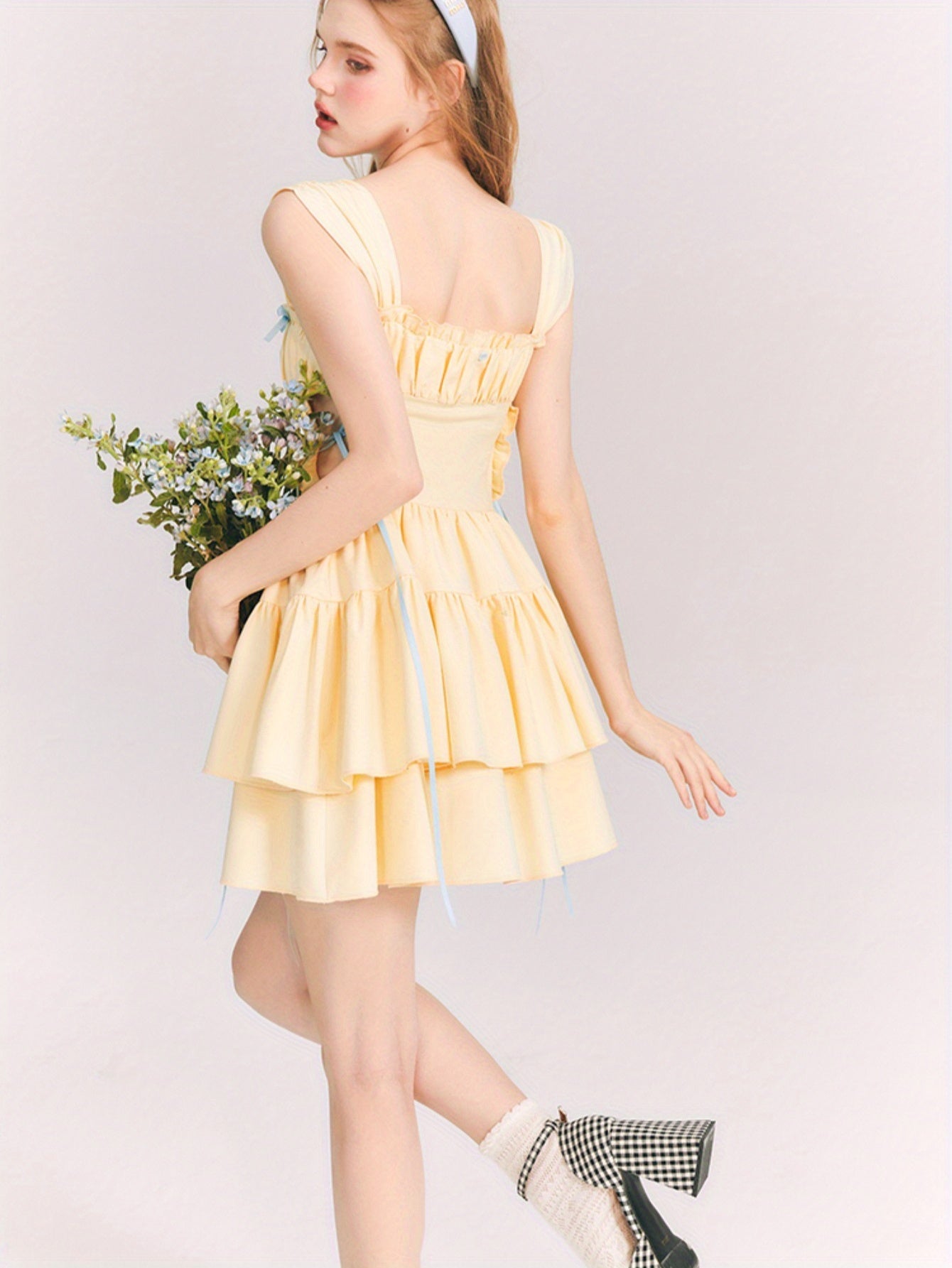 Los Angeles Dopamine Yellow Bow Princess Dress with Ruffled Skirt and Lace Detail - Sleeveless Mini Dress for Women, Perfect for All Seasons, Elegant and Chic Style, Cute Dress